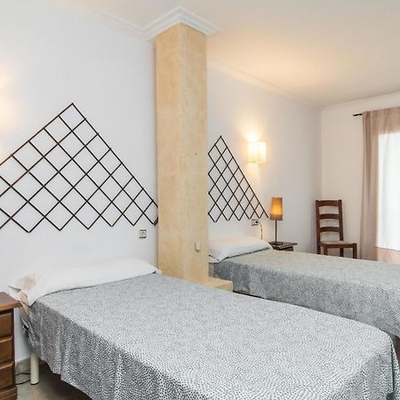 Ferienhaus Fuer 12 Personen Ca 400 M In Son Macia, Balearen Mallorca Exterior photo